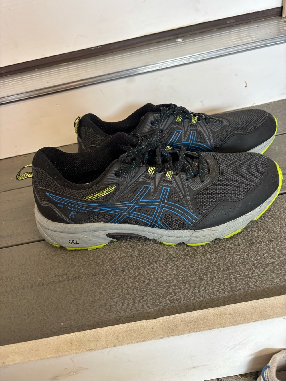 ASICS Men's Black Athletic Trail Shoes with Blue and Neon Yellow Accents
